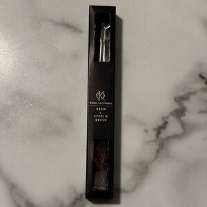 Kenia Ontiveros Brown Spoolie Brush